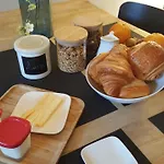 Bed & Breakfast L'aubinoise Saint-Aubin-de-Luigné