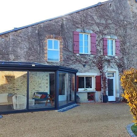 فندق مبيت وإفطار L'aubinoise Saint-Aubin-de-Luigné