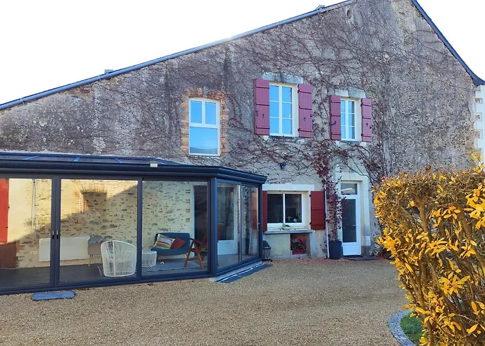 فندق مبيت وإفطار L'aubinoise Saint-Aubin-de-Luigné