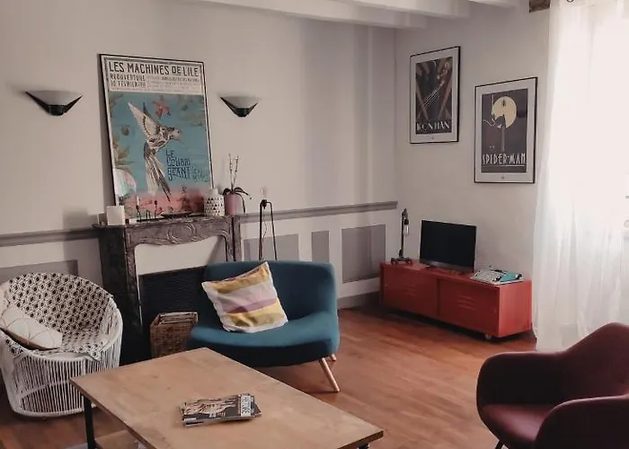 L'aubinoise לינה וארוחת בוקר Saint-Aubin-de-Luigné