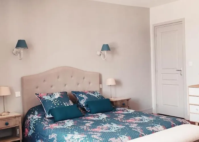 فندق مبيت وإفطار L'aubinoise 3*