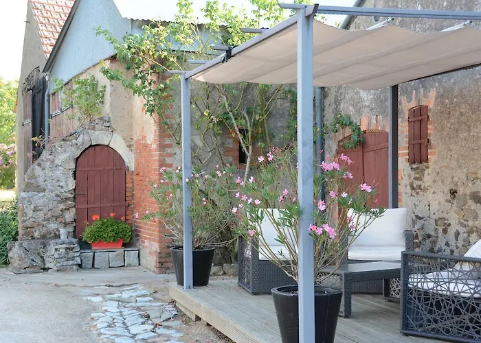 فندق مبيت وإفطار L'aubinoise Saint-Aubin-de-Luigné