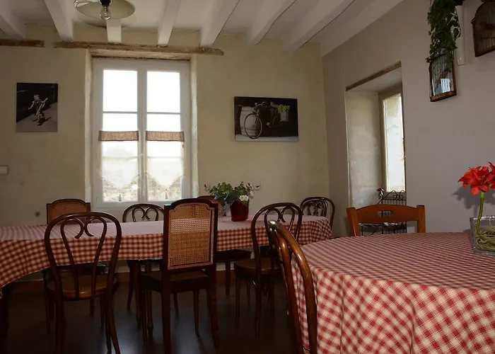 فندق مبيت وإفطار L'aubinoise Saint-Aubin-de-Luigné