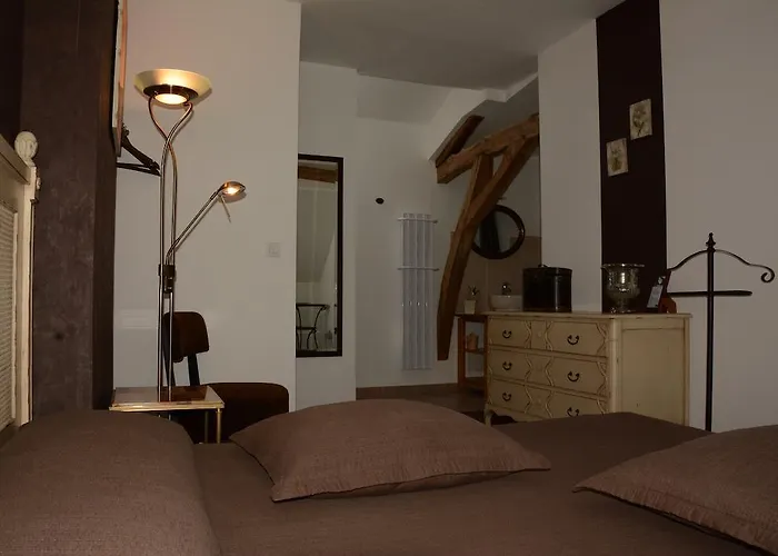 فندق مبيت وإفطار L'aubinoise